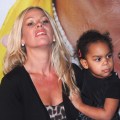 Fru Alban med dotter