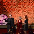 Peter Fonda på scen med kulturminister samt festivalchef