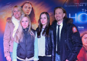 Sofie Bäcklund och Magnus Bäcklund med barnen Linn och Moa