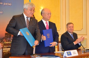 Yukiya Amano, Erlan Idrissov ,Vladimir Shkolnik